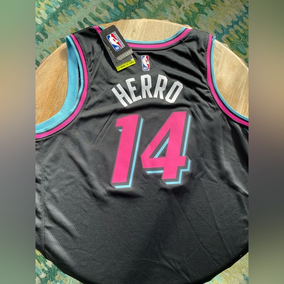 Brand new with tags, Miami Heat men’s jersey - Picture 3 of 4